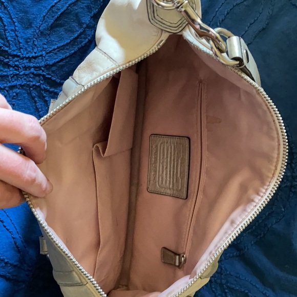 Coach purse - Picture 2 of 3